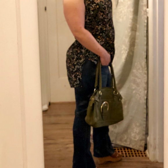 Beautiful floral sleeves blouse by Daniel Rainn - Picture 6 of 8